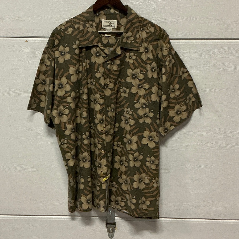Vintage-Inspired Olive Floral Camp Shirt
